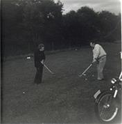 Jopie playing Golf